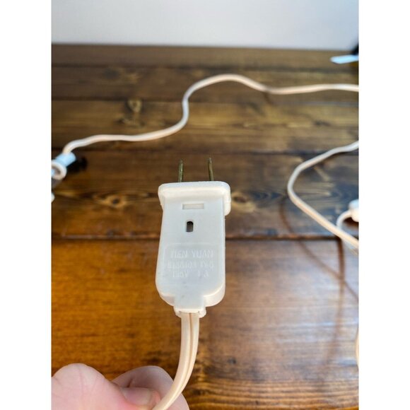 Vintage Christmas Streets Tally Ho Tavern 1999 Santas Village Ceramic Decoration - Picture 13 of 15